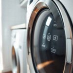 Co oznaczają ikony na pralce? Przewodnik po symbolach prania